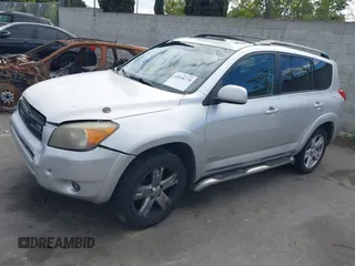 2006 Toyota RAV4 Sport with VIN JTMZK32V865003607, listed as a IAAI auction lot 42056770 with 286,144 mi miles. Bid and sale history available at carsss.com. Image 18.