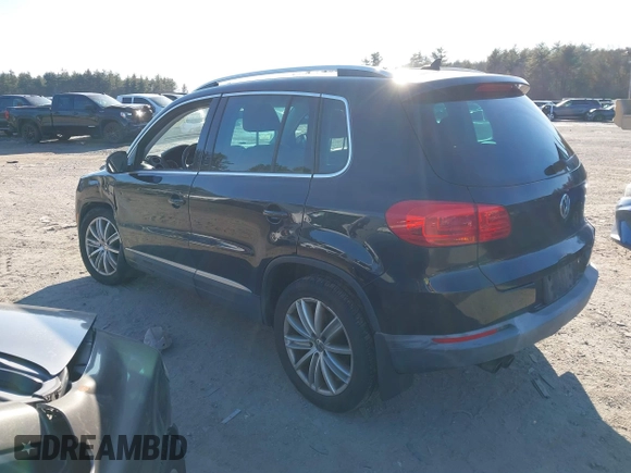 2016 Volkswagen Tiguan S z VIN WVGBV7AX9GW615535, wystawiony jako IAAI lot #41773789 z przebiegiem 137 617 mil mil oraz . Historia ofert i sprzedaży dostępna na DreamBid. Obrazek 3.