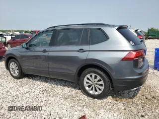 2018 Volkswagen Tiguan S with VIN 3VV0B7AXXJM131760, listed as a Copart auction lot 58831685 with 124,431 mi miles and Salvage title. Bid and sale history available at DreamBid. Image 2.