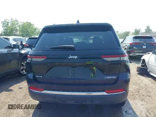 2025 Jeep Grand Cherokee Altitude X z VIN 1C4RJHAG9SC268299, wystawiony jako IAAI lot #42475401 z przebiegiem 2 649 mil mil oraz . Historia ofert i sprzedaży dostępna na DreamBid. Obrazek 17.