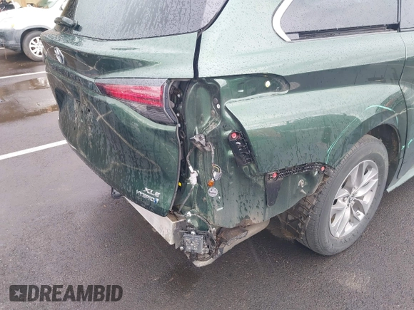 2022 Toyota Sienna XLE с VIN 5TDYSKFC5NS070429, выставлен на аукционе IAAI как лот 41967531 с пробегом 24 929 миль миль и . История ставок и продаж доступна на DreamBid. Изображение 18.