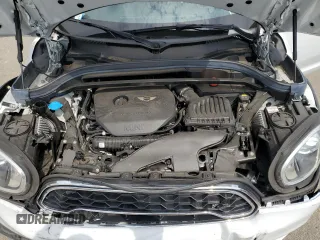 2019 MINI Countryman Cooper S with VIN WMZYT5C56K3G93448, listed as a Copart auction lot 63420534 with 21,440 mi miles and Salvage Title. Bid and sale history available at carsss.com. Image 11.