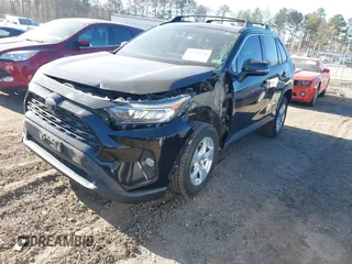 2019 Toyota RAV4 XLE with VIN 2T3W1RFV3KC002372, listed as a IAAI auction lot 41701236 with 111,706 mi miles. Bid and sale history available at carsss.com. Image 2.