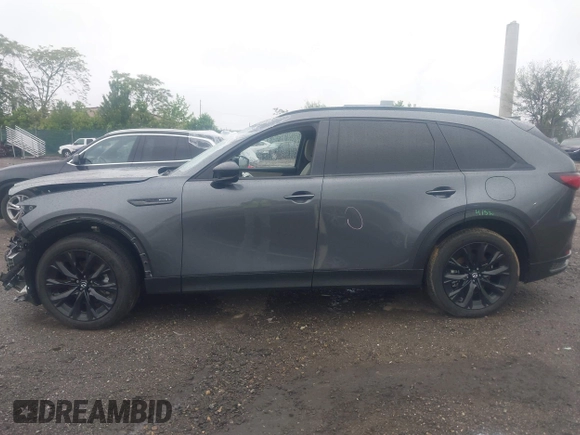 2025 Mazda CX-90 Premium Sport с VIN JM3KKCHA6S1196886, выставлен на аукционе IAAI как лот 42214967 с пробегом 23 577 миль миль и . История ставок и продаж доступна на DreamBid. Изображение 15.