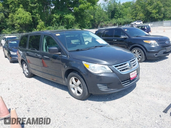 2011 Volkswagen Routan SE with VIN 2V4RW3DGXBR669762, listed as a IAAI auction lot 42693493 with 105,415 mi miles and . Bid and sale history available at DreamBid. Image 1.