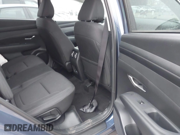 2025 Hyundai Tucson SEL with VIN 5NMJBCDE4SH451263, listed as a IAAI auction lot 41834478 with 3,432 mi miles and . Bid and sale history available at carsss.com. Image 8.