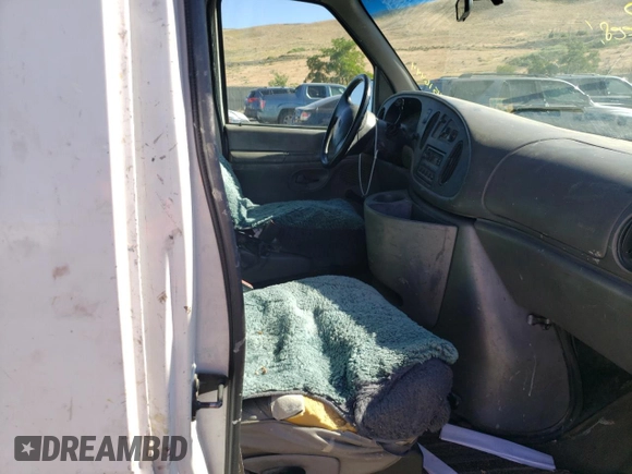 1999 Ford Econoline Cargo with VIN 1FTRE142XXHB29496, listed as a Copart auction lot 64516444 with 206,951 mi miles and Salvage Title. Bid and sale history available at carsss.com. Image 11.