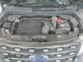 2017 Ford Explorer XLT z VIN 1FM5K8D85HGD91711, wystawiony jako IAAI lot #41848391 z przebiegiem 106 577 mil mil oraz . Historia ofert i sprzedaży dostępna na DreamBid. Obrazek 10.