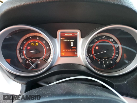 2015 Dodge Journey SXT with VIN 3C4PDCBG2FT709071, listed as a Copart auction lot 53582685 with 123,813 mi miles and Salvage Title. Bid and sale history available at carsss.com. Image 9.