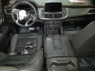 2022 Chevrolet Tahoe LT z VIN 1GNSCNKD5NR251765, wystawiony jako Copart lot #70990064 z przebiegiem 35 488 mil mil oraz Szkoda całkowita • Salvage title. Historia ofert i sprzedaży dostępna na DreamBid. Obrazek 8.