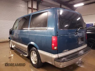 2002 Chevrolet Astro with VIN 1GNDM19X82B132319, listed as a Copart auction lot 86014534 with 193,813 mi miles and Salvage Title. Bid and sale history available at carsss.com. Image 2.