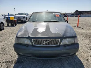 1998 Volvo V70 T5 with VIN YV1LW5346W2383926, listed as a Copart auction lot 48811945 with Not provided miles and Clean title. Bid and sale history available at DreamBid. Image 5.