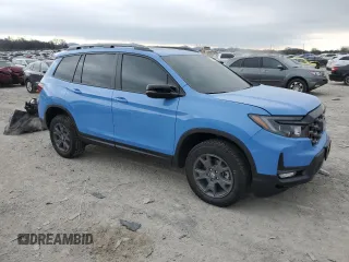 2025 Honda Passport TrailSport z VIN 5FNYF8H65SB009838, wystawiony jako Copart lot #87318814 z przebiegiem 2222 mil mil oraz Szkody całkowita. Historia ofert i sprzedaży dostępna na DreamBid. Obrazek 4.