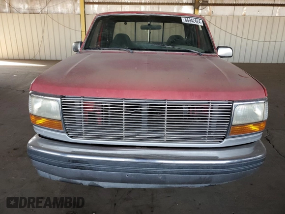 1992 Ford F-150 with VIN 1FTEX15NXNKA27455, listed as a Copart auction lot 86942424 with 258,693 mi miles and Clean Title. Bid and sale history available at carsss.com. Image 5.