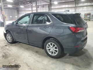 2022 Chevrolet Equinox LT with VIN 3GNAXUEV7NS241945, listed as a Copart auction lot 88094455 with 26,807 mi miles and Salvage Title. Bid and sale history available at carsss.com. Image 2.