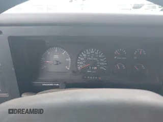 1994 Dodge Dakota with VIN 1B7GL23X7RW147890, listed as a IAAI auction lot 41323742 with 189,764 mi miles and . Bid and sale history available at carsss.com. Image 7.
