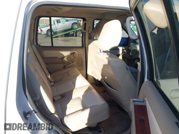 2009 Ford Explorer Eddie Bauer with VIN 1FMEU74E99UA15901, listed as a IAAI auction lot 41089867 with 230,965 mi miles and . Bid and sale history available at DreamBid. Image 8.