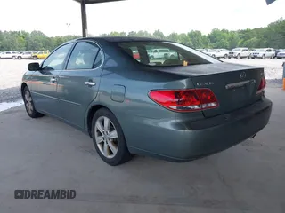 2006 Lexus ES 350 with VIN JTHBA30G065152066, listed as a IAAI auction lot 42242124 with 194,959 mi miles and . Bid and sale history available at DreamBid. Image 3.