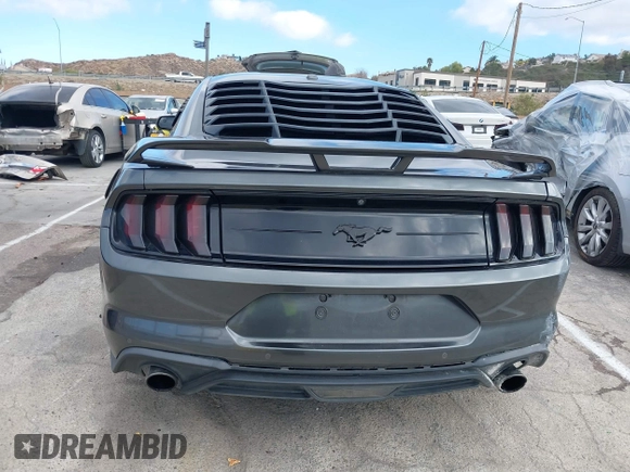 2018 Ford Mustang EcoBoost z VIN 1FA6P8THXJ5154523, wystawiony jako IAAI lot #41523923 z przebiegiem 94 330 mil mil oraz . Historia ofert i sprzedaży dostępna na DreamBid. Obrazek 16.
