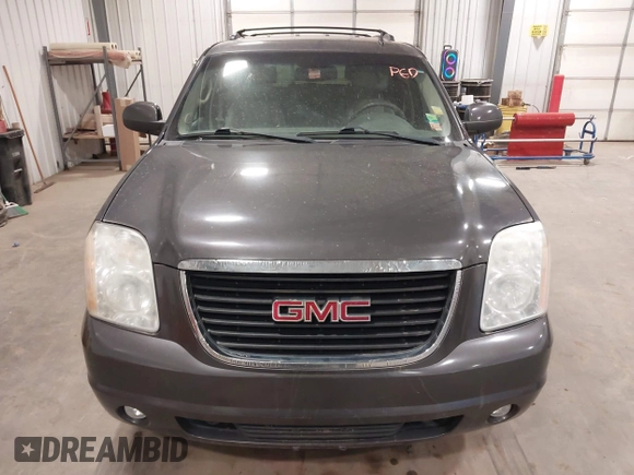 2010 GMC Yukon SLT with VIN 1GKUKCE08AR148548, listed as a IAAI auction lot 41994933 with 248,534 mi miles. Bid and sale history available at carsss.com. Image 6.