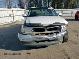 2000 Ford F-150 XL with VIN 1FTRX17L1YNA26050, listed as a Copart auction lot 43597105 with 205,152 mi miles and Salvage Title. Bid and sale history available at carsss.com. Image 11.