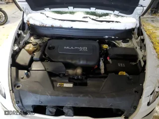 2016 Jeep Cherokee Altitude with VIN 1C4PJMCBXGW115597, listed as a Copart auction lot 41377065 with 61,761 mi miles and Salvage Title. Bid and sale history available at carsss.com. Image 13.