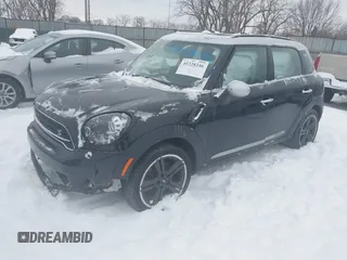 2016 MINI Countryman S with VIN WMWZC3C56GWT11105, listed as a IAAI auction lot 41228246 with 102,971 mi miles and . Bid and sale history available at DreamBid. Image 17.