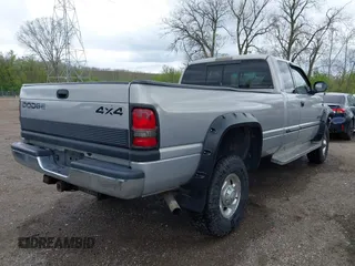 2000 Dodge 2500 with VIN 3B7KF2362YG124961, listed as a IAAI auction lot 42082636 with Not Provided miles and . Bid and sale history available at DreamBid. Image 4.