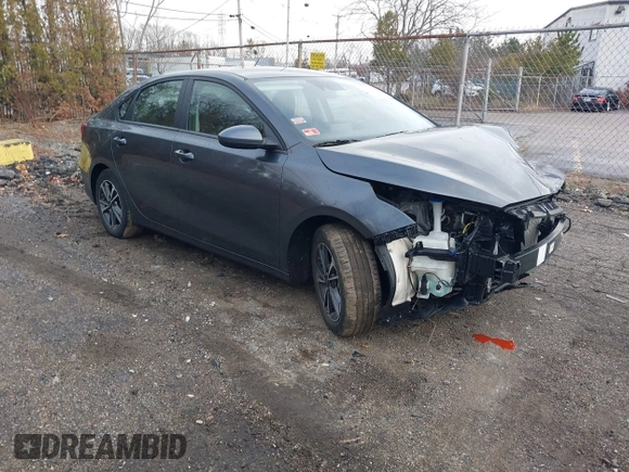 2022 Kia Forte LXS z VIN 3KPF24AD2NE501838, wystawiony jako IAAI lot #41022349 z przebiegiem 37 375 mil mil oraz . Historia ofert i sprzedaży dostępna na DreamBid. Obrazek 1.