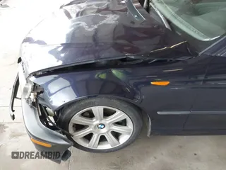 2002 BMW 3 Series 325i with VIN WBAET37412NG79855, listed as a IAAI auction lot 41916316 with 232,702 mi miles. Bid and sale history available at carsss.com. Image 13.