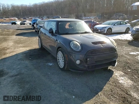 2014 MINI Hardtop S z VIN WMWXM7C54ET970410, wystawiony jako Copart lot #87269984 z przebiegiem 132 913 mil mil oraz Szkoda całkowita • Salvage title. Historia ofert i sprzedaży dostępna na DreamBid. Obrazek 10.