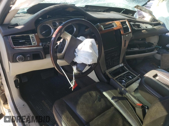 2013 Cadillac Escalade Platinum Edition with VIN 1GYS4DEF1DR250831, listed as a Copart auction lot 83069864 with 134,764 mi miles and Salvage Title. Bid and sale history available at carsss.com. Image 8.