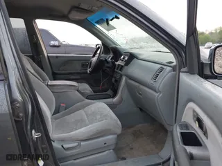 2004 Honda Pilot EX with VIN 2HKYF18414H528458, listed as a IAAI auction lot 41938247 with 262,922 mi miles. Bid and sale history available at carsss.com. Image 5.