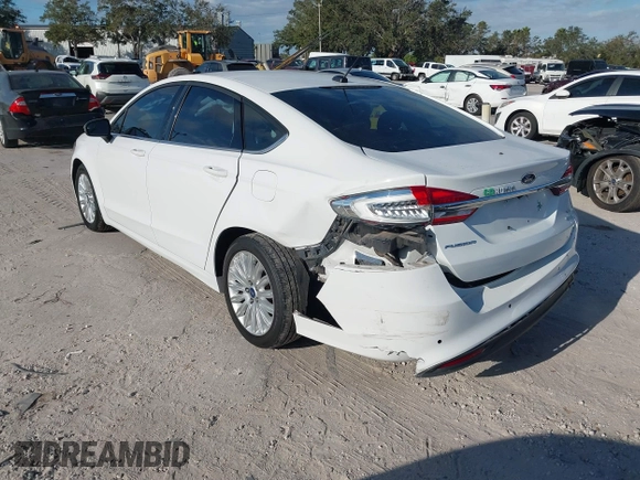 2017 Ford Fusion SE with VIN 3FA6P0HD6HR262443, listed as a IAAI auction lot 41041687 with 145,267 mi miles. Bid and sale history available at carsss.com. Image 3.