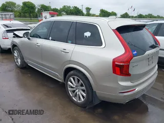 2017 Volvo XC90 Inscription with VIN YV4A22PL1H1112366, listed as a IAAI auction lot 41910218 with 67,771 mi miles. Bid and sale history available at carsss.com. Image 3.
