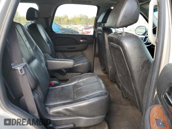 2007 GMC Yukon SLT with VIN 1GKFK13037J301361, listed as a Copart auction lot 73737044 with 271,585 mi miles and Clean Title. Bid and sale history available at carsss.com. Image 11.