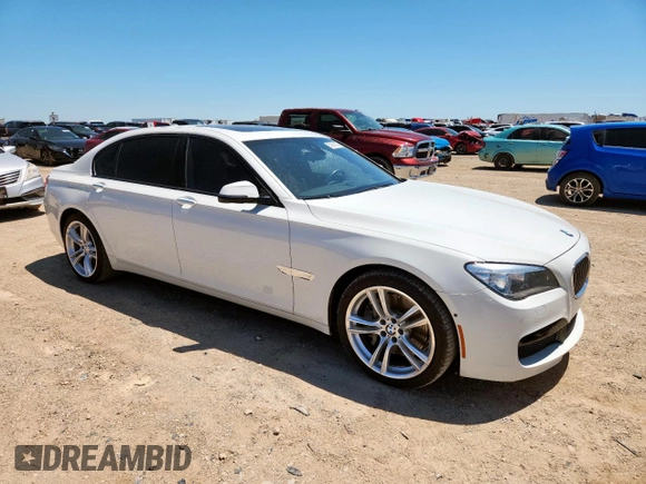 2013 BMW 7 Series 750Li с VIN WBAYE8C59DD134172, выставлен на аукционе Copart как лот 63624785 с пробегом 73 185 миль миль и Списание • Salvage title. История ставок и продаж доступна на DreamBid. Изображение 4.