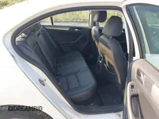 2015 Volkswagen Jetta SE с VIN 3VWD17AJ4FM312923, выставлен на аукционе IAAI как лот 42653648 с пробегом 85 978 миль миль и . История ставок и продаж доступна на DreamBid. Изображение 8.