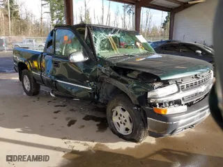 2001 Chevrolet Silverado 1500 LS with VIN 1GCEK19T61E210142, listed as a IAAI auction lot 41725609 with 240,788 mi miles. Bid and sale history available at carsss.com. Image 1.