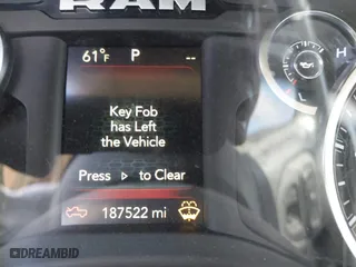 2019 Ram 2500 Big Horn with VIN 3C6UR5DJ8KG570650, listed as a IAAI auction lot 41646906 with 187,522 mi miles. Bid and sale history available at carsss.com. Image 7.