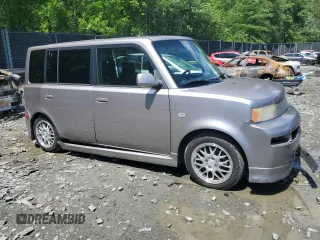2005 Scion xB z VIN JTLKT324154018724, wystawiony jako Copart lot #55812565 z przebiegiem 117 745 mil mil oraz Szkoda całkowita • Salvage title. Historia ofert i sprzedaży dostępna na DreamBid. Obrazek 4.