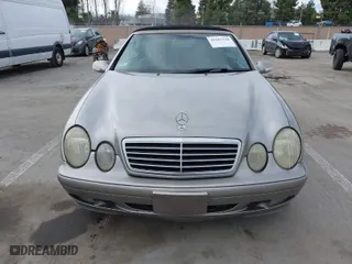 2003 Mercedes-Benz CLK-Class 3.2L with VIN WDBLK65G13T138714, listed as a IAAI auction lot 41667330 with 235,314 mi miles. Bid and sale history available at carsss.com. Image 6.