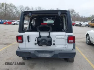 2024 Jeep Wrangler Sport S with VIN 1C4PJXDN7RW243762, listed as a IAAI auction lot 41912844 with 18,935 mi miles and . Bid and sale history available at DreamBid. Image 17.