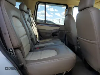 2003 Ford Explorer Eddie Bauer with VIN 1FMZU74K33UA69290, listed as a Copart auction lot 76154684 with 117,928 mi miles and Clean title. Bid and sale history available at DreamBid. Image 11.