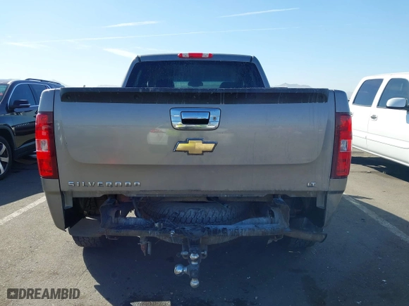 2007 Chevrolet Silverado 1500 LTZ with VIN 3GCEK13M97G532406, listed as a IAAI auction lot 41656915 with 243,909 mi miles. Bid and sale history available at carsss.com. Image 17.
