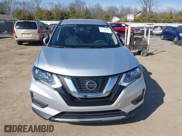 2018 Nissan Rogue SV with VIN KNMAT2MV1JP525946, listed as a IAAI auction lot 41785505 with 89,070 mi miles. Bid and sale history available at carsss.com. Image 13.