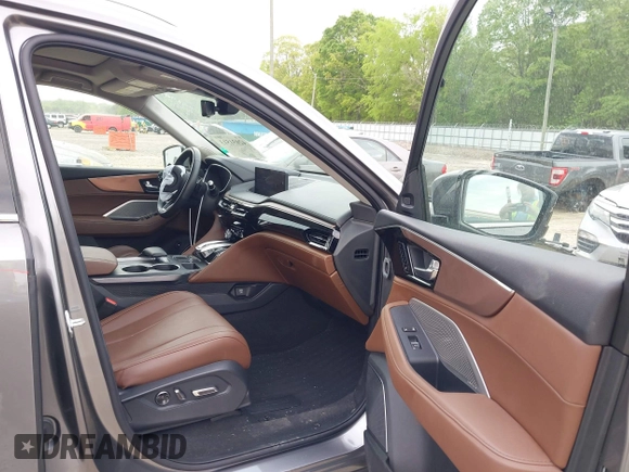 2023 Acura MDX Technology with VIN 5J8YE1H46PL039316, listed as a IAAI auction lot 42031513 with 20,743 mi miles and . Bid and sale history available at DreamBid. Image 5.