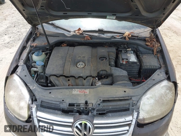 2010 Volkswagen Jetta Limited Edition with VIN 3VWRZ7AJ5AM015232, listed as a IAAI auction lot 42784607 with Not provided miles and . Bid and sale history available at DreamBid. Image 10.