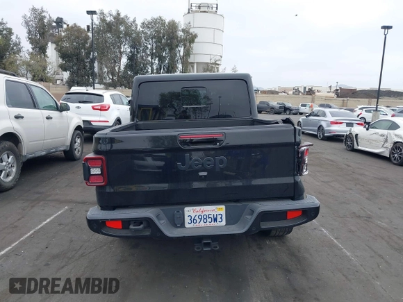 2023 Jeep Gladiator Overland с VIN 1C6HJTFG1PL562849, выставлен на аукционе IAAI как лот 42076164 с пробегом 24 942 миль миль и . История ставок и продаж доступна на DreamBid. Изображение 17.