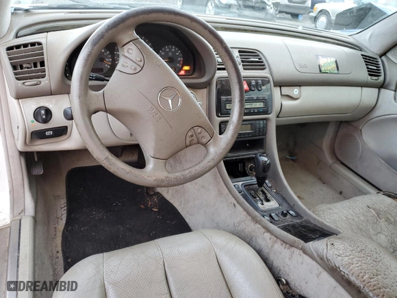 2001 Mercedes-Benz CLK-Class with VIN WDBLJ70G91F185789, listed as a Copart auction lot 86546174 with 140,958 mi miles and Salvage Title. Bid and sale history available at carsss.com. Image 8.